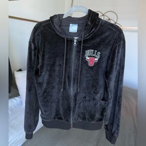 NBA Chicago Bulls Velour Zip Up Hoodie XS Black Long Sleeve Sweater Official Y2K